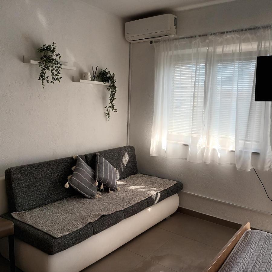 Apartments Monika Omiš Esterno foto
